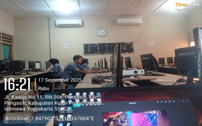 Jurnal Harian: Kegiatan Mengajar Produktif di Jurusan XII DKV1 dan XII DKV2 (17/09/2025)