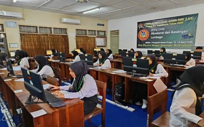 TIM IT (AKL) DUKUNG TEKNIS PELAKSANAAN LKS BISMEN DIY 2025 DI SMKN 1 PENGASIH