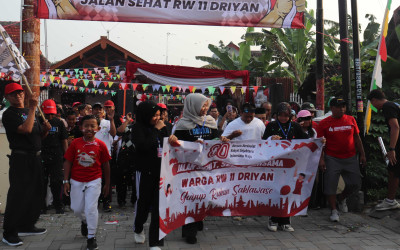 Jalan Sehat Meriah HUT RI Ke-80 Dusun Driyan, Hadiah Utama Motor Vario